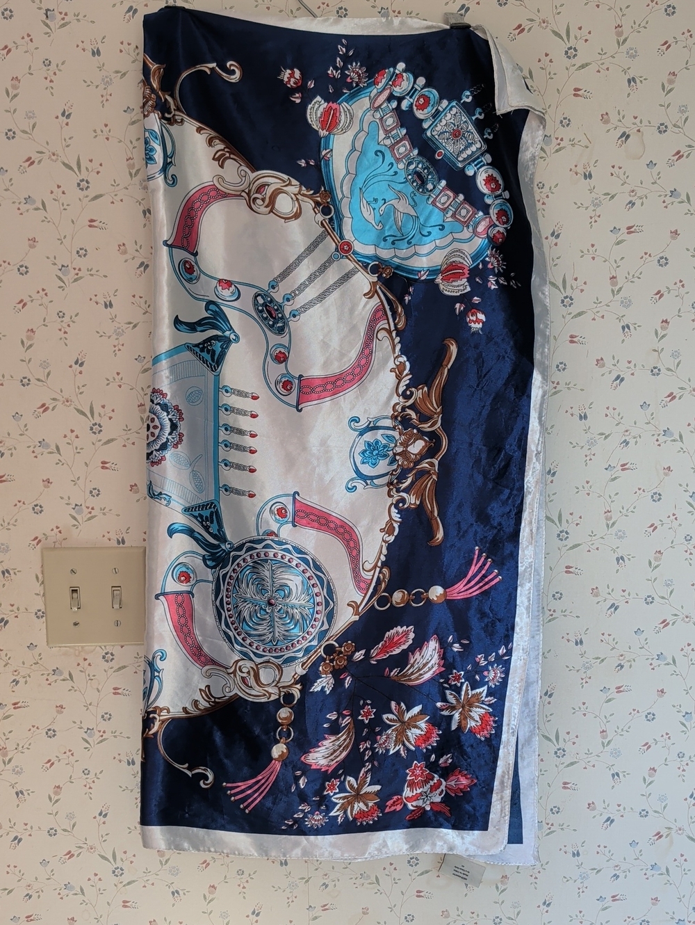 Lulla Collections Scarf Silk-Feel Navy Cream Red Classical Timeless 35x35 VTG